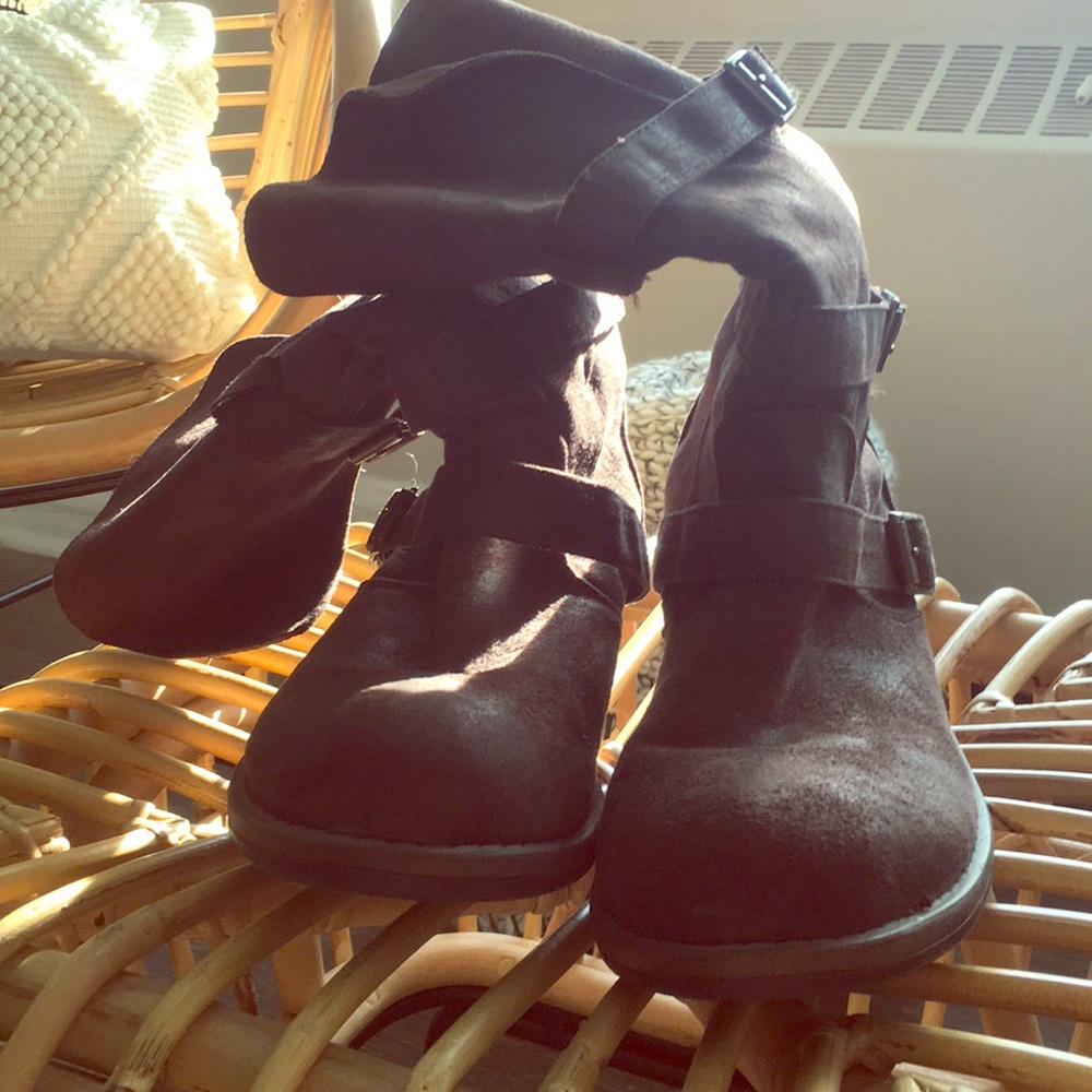 Brown boots